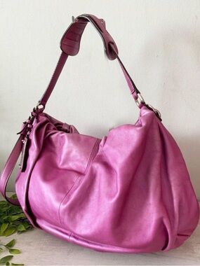 DOLCE & GABBANA MISS NIGHT AND DAY VINTAGE 2009 HOBO BAG METALLIC FUCHSIA